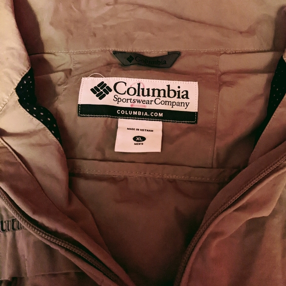 Columbia suede like jacket - Picture 2 of 4